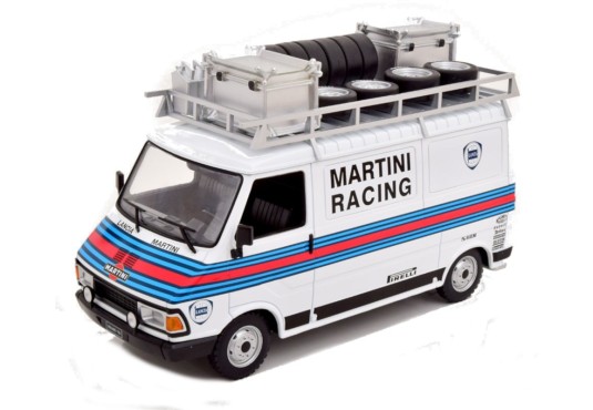 1/18 FIAT 242 "Martini Racing" FIAT