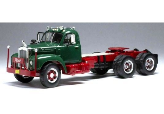 Mack serie r année 1966 noir 1:43 Ixo tr100 camion tracteur